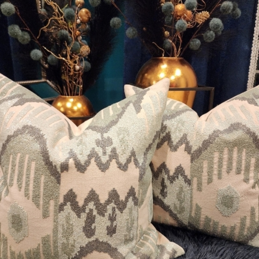 Set of 2 Callisto Beaded Decorative pillowsThis has got to be the most stunnin